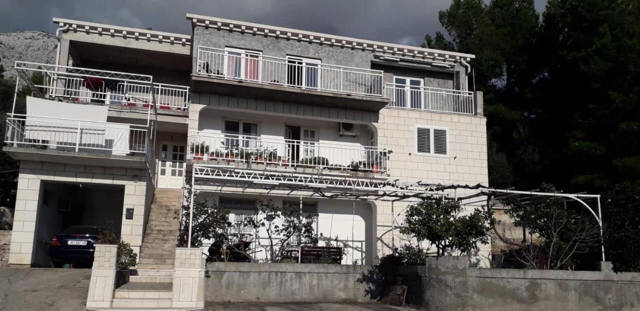 Apartments Senka Orebić Екстериор снимка